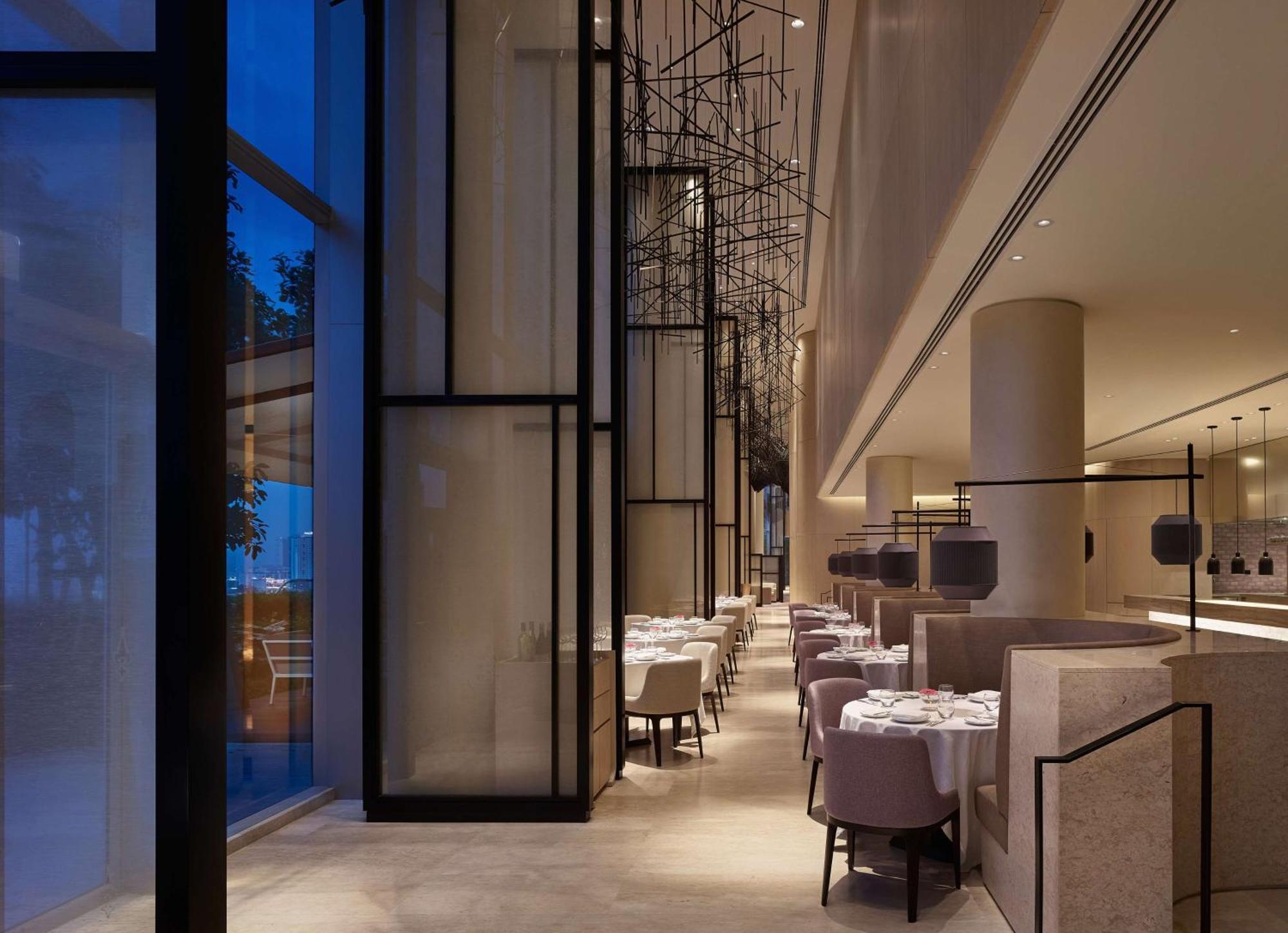 Park Hyatt होटल