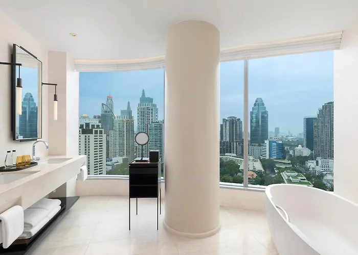 โรงแรม พาร์ค ไฮแอท กรุงเทพฯ - SHA Extra Plus